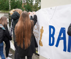 VI LO murem za Bartoszem Bielenią