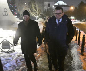 PiS rusza na wyjazdowe posiedzenie