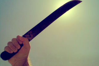 14-latek z maczetą usłyszał zarzuty. Chciał się zemsty?