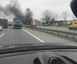 Płonie samochód w Katowicach! Co się stało? [ZDJĘCIA]