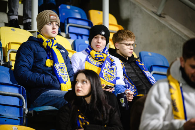 Arka Gdynia - Lechia Gdańsk: Zdjęcia kibiców z derbów Trójmiasta w ramach 23. kolejki PKO BP Ekstraklasy