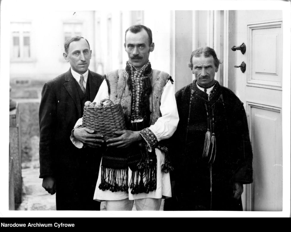 Święta Wielkanocne obfitują w tradycje ludowe. Część z nich zanika, są jednak takie, które kultywuje się do dziś.