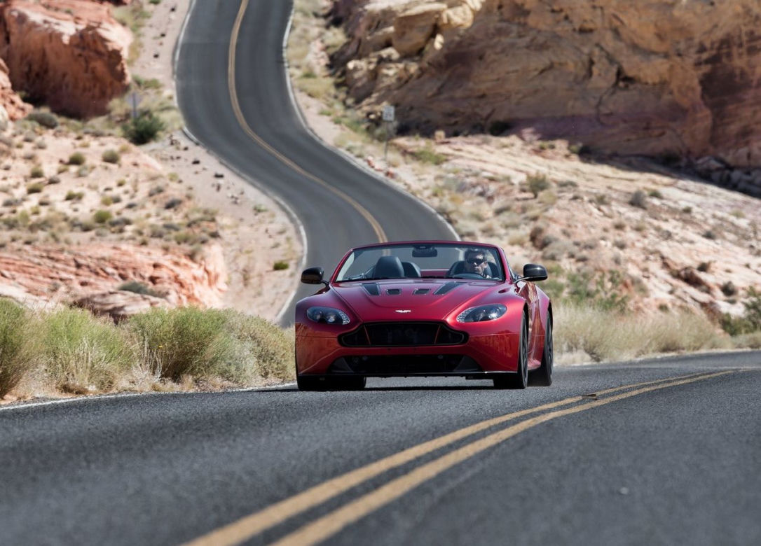 Aston Martin Vantage V12 S Roadster