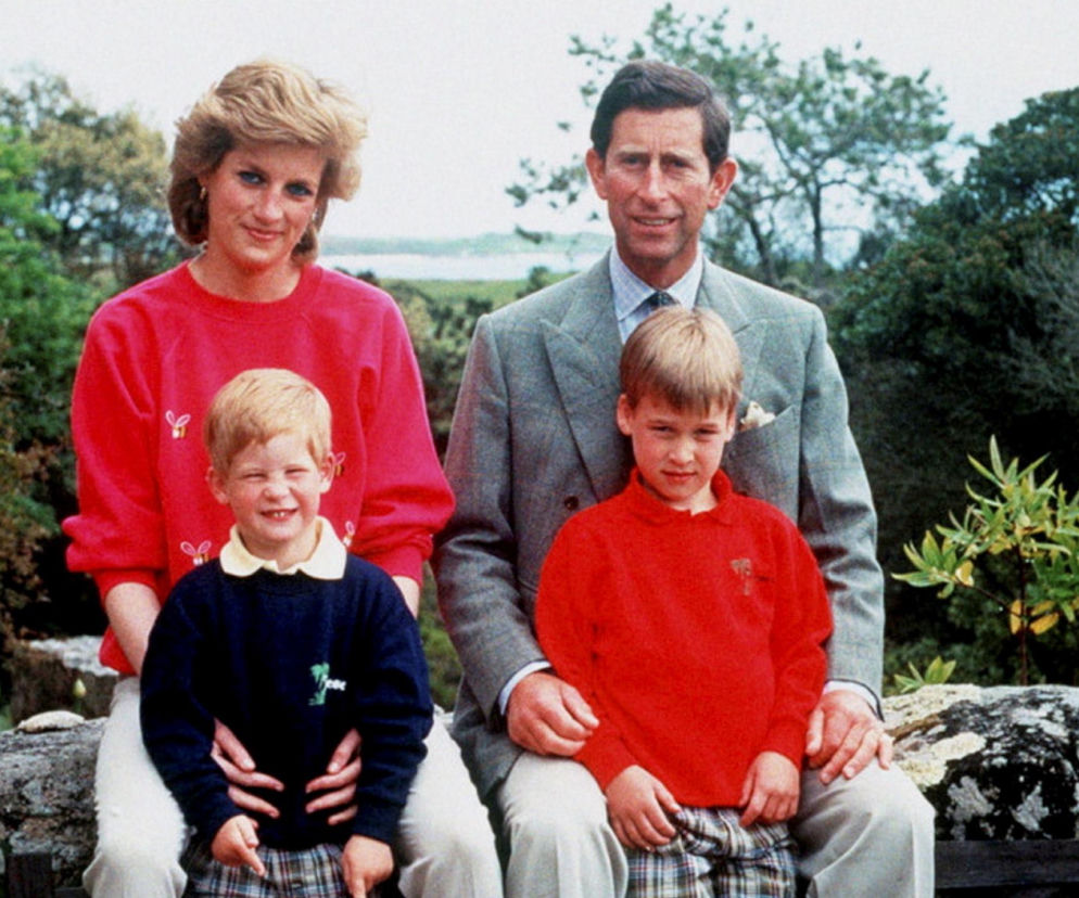 Księżna Diana przed śmiercią żałowała tylko jednego. Chodziło o Williama i Harry'ego!