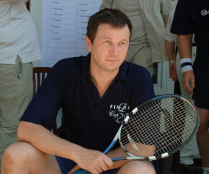 Piotr Cyrwus kiedyś i dziś. Tak przez lata zmieniał się aktor znany z roli Ryśka w Klanie