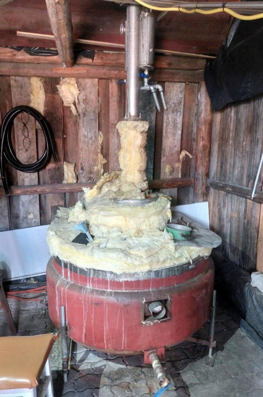 Gródek. Funkcjonariusze KAS zlikwidowali nielegalną bimbrownię. Zatrzymano 40-latka