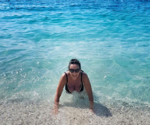 Anna Korcz kusi biustem