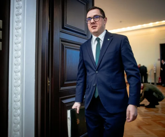 Protest w kopalni. Minister: Nie będę rozmawiał z partyjnymi rzecznikami