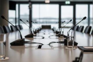 Marek Sawicki kontra Nawrocki. Co łączy prezesa IPN z Mentzenem?