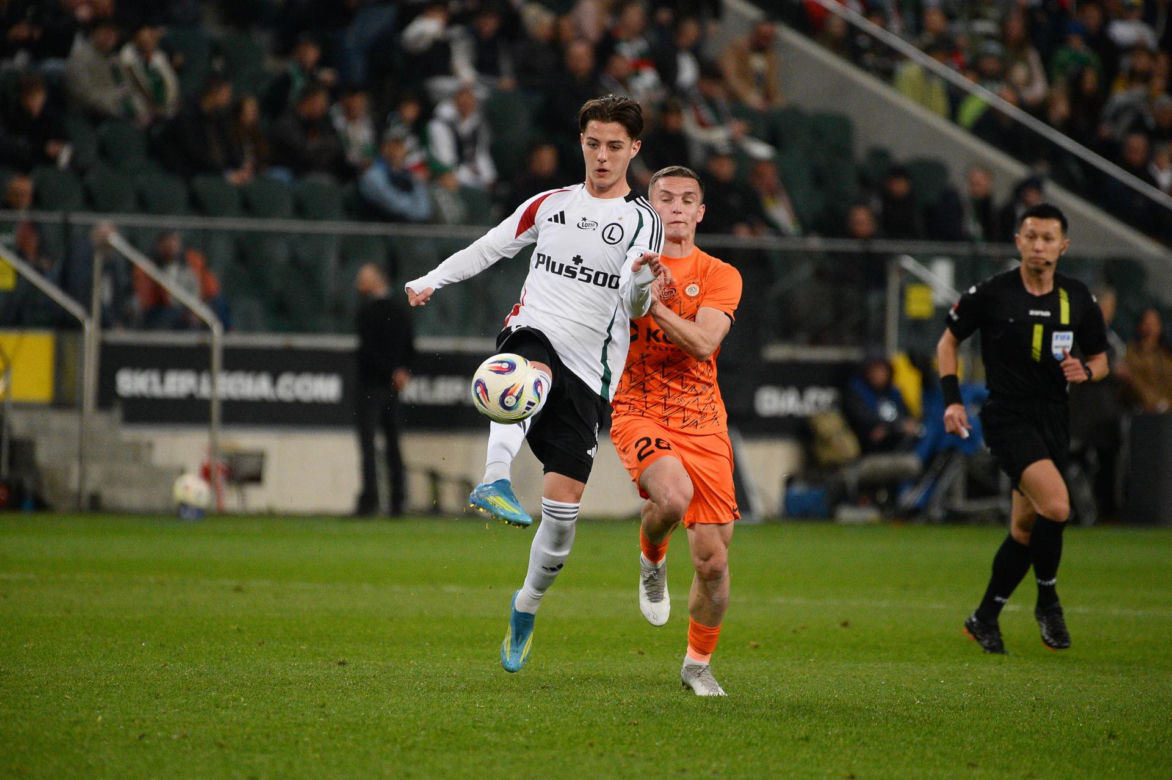 Legia - Zagłębie: Żona, brat i dzieci Jacka Magiery dziękują kibicom