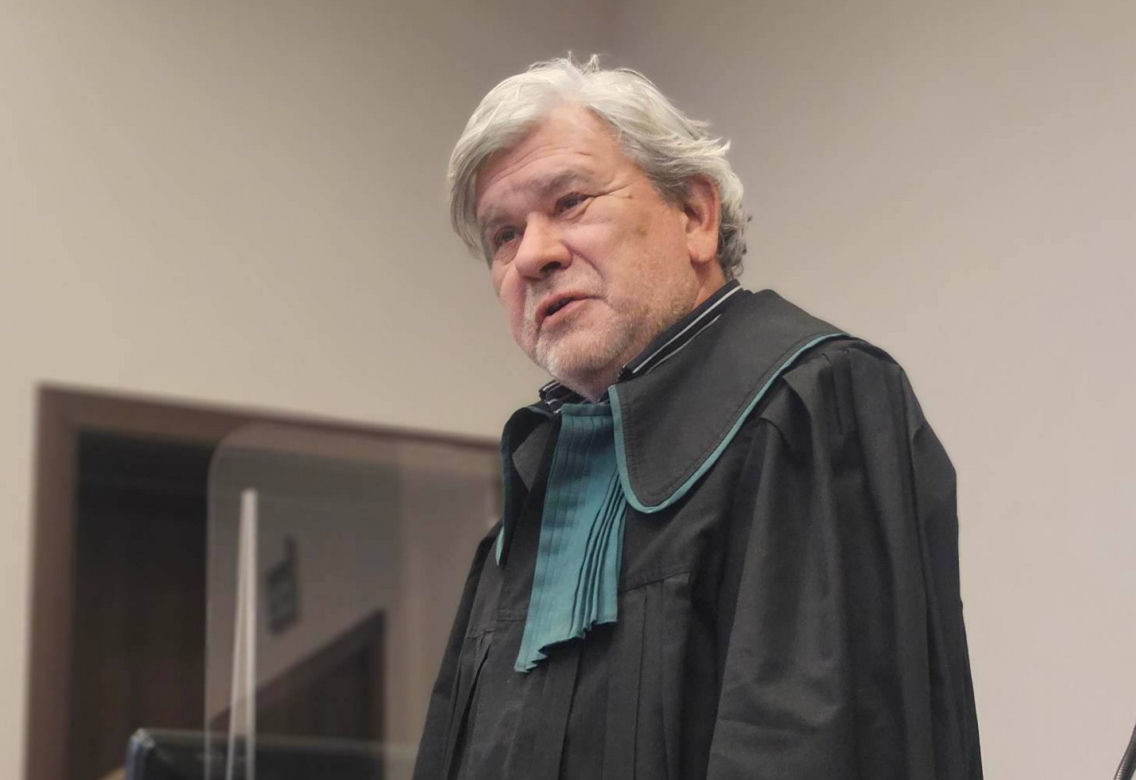 Początek procesu adwokata z Łodzi. Zszokował słowami o "trumnie na kółkach"