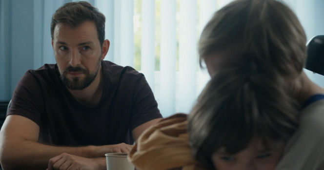 Barwy szczęścia odc. 3276. Sonia (Weronika Nockowska), Marcin Kodur (Oskar Stoczyński), Mateuszek (Filip Kowalewicz)