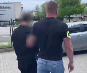 Mołdawianie w rękach policjantów