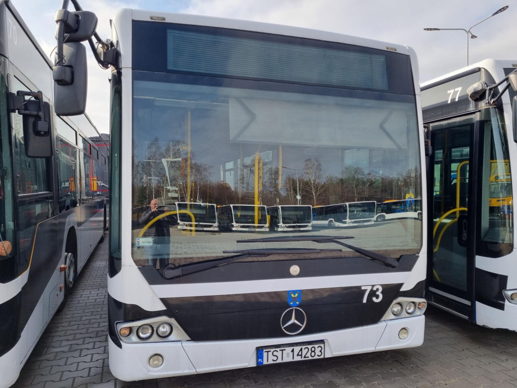 ZEC Starachowice sprzedaje 10 Mercedesów. Drugi przetarg niższa cena