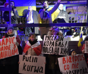 Kolejny protest pod ambasadą Rosji w Warszawie