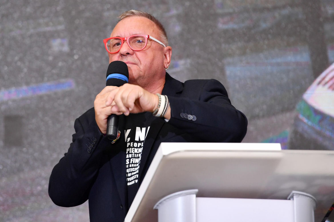 Jerzy Owsiak w koszulce Ruchu Chorzów