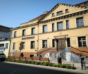 MOK i biblioteka na Chrobrego