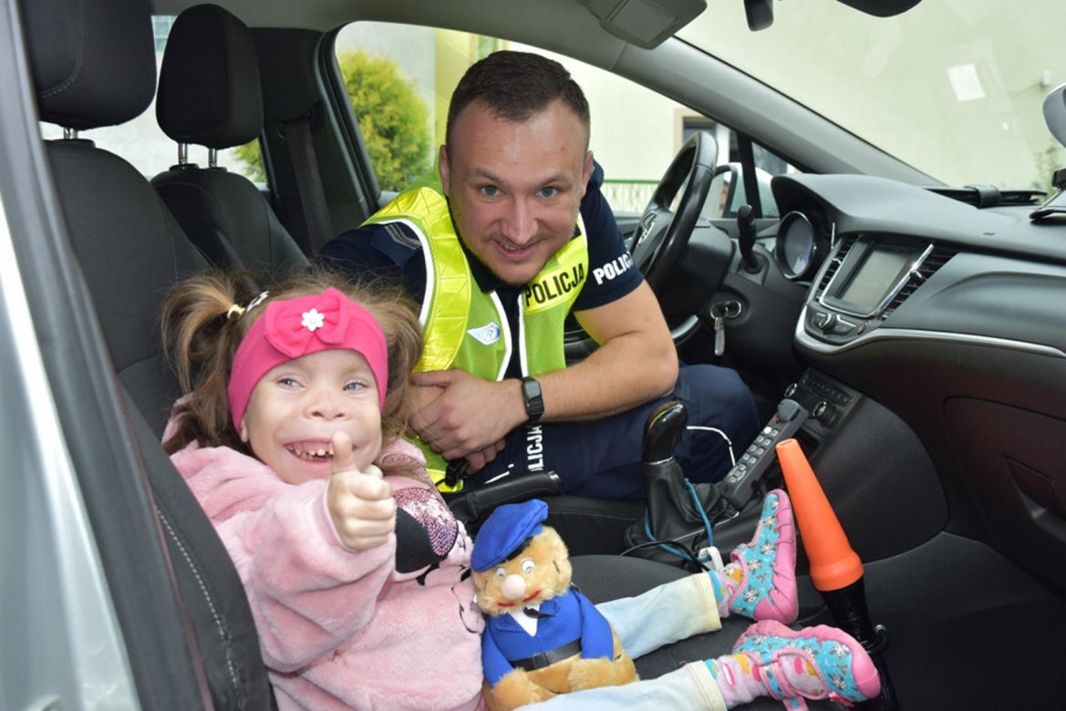 Policjanci odwiedzili Asię