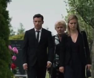 M jak miłość, odcinek 1313, Barbara (Teresa Lipowska), Natalka (Marcjanna Lelek), Marek (Kacper Kuszewski)