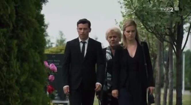 M jak miłość, odcinek 1313, Barbara (Teresa Lipowska), Natalka (Marcjanna Lelek), Marek (Kacper Kuszewski)