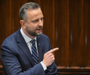 Sikroski bez hamulców do Macierewicza: Antek świrze!