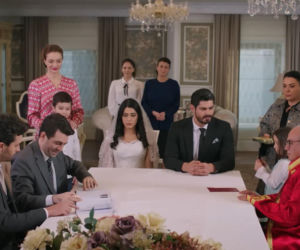 Panna młoda, odcinek 19: Hancer i Cihan stają na ślubnym kobiercu, ale nie spędzają razem nocy poślubnej