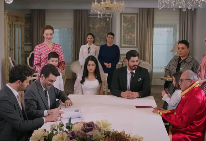"Panna młoda", odcinek 19: Hancer i Cihan stają na ślubnym kobiercu, ale nie spędzają razem nocy poślubnej