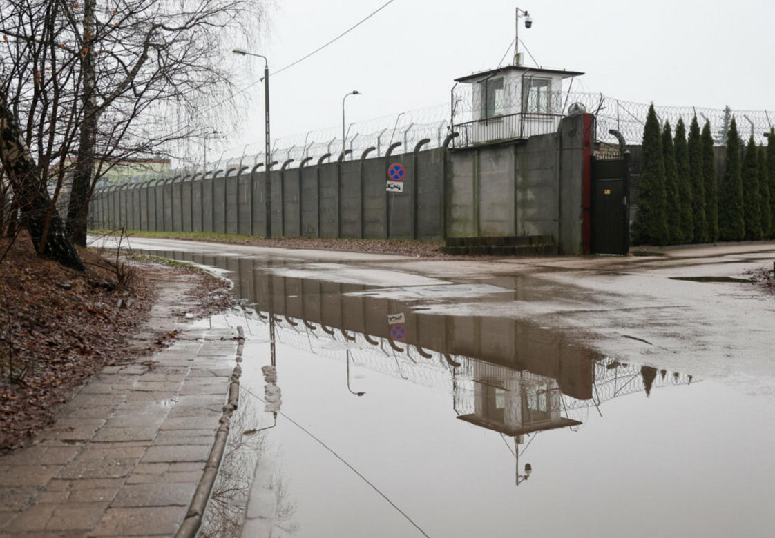 Posłowie Wąsik i Kamiński mogą trafić do aresztu w Białołęce