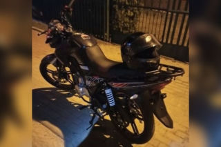 Pijany 22-latek jechał motocyklem po alkohol. Jednoślad nie miał rejestracji i ważnego ubezpieczenia