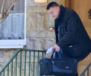 Kaczyńskiemu przywieziono obiad i zakupy