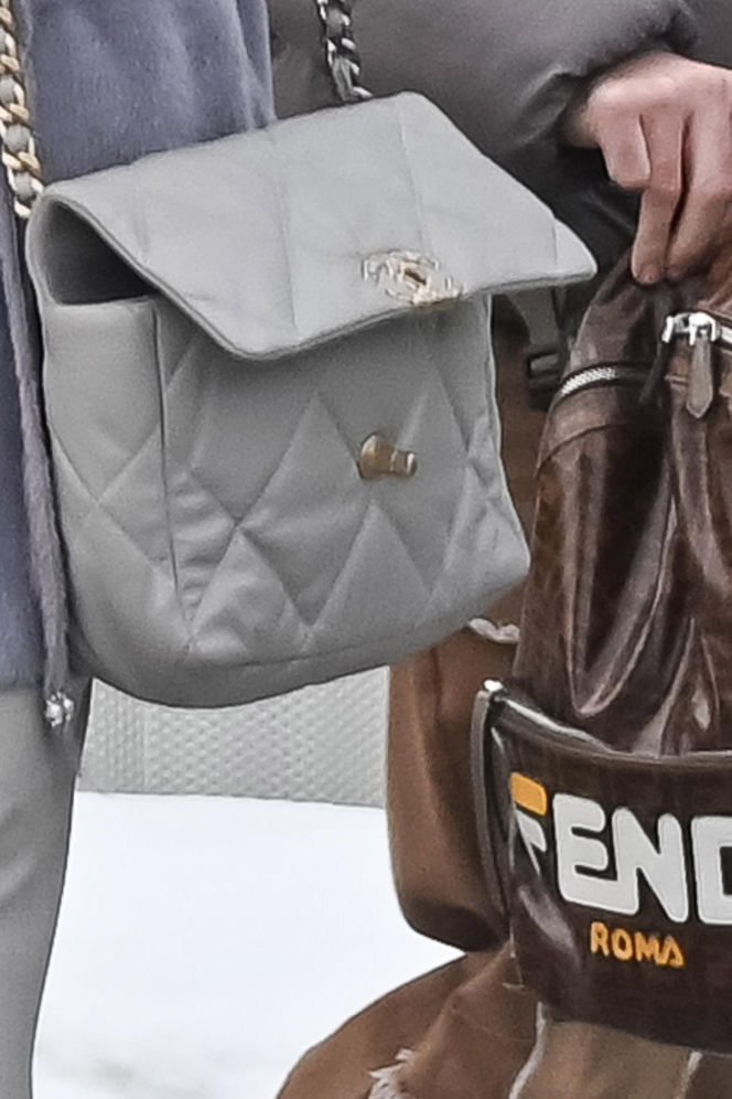 Justyna Steczkowska boso na śniegu