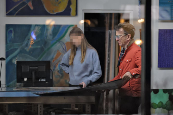 Paweł Wilczak szuka złota w w lombardzie