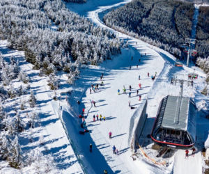 Sezon narciarski w Beskidach. Stoki są naśnieżane