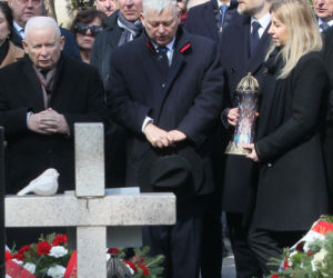 Kaczyński uczcił pamięć ofiar katastrofy smoleńskiej