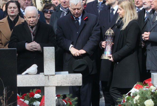 Kaczyński uczcił pamięć ofiar katastrofy smoleńskiej