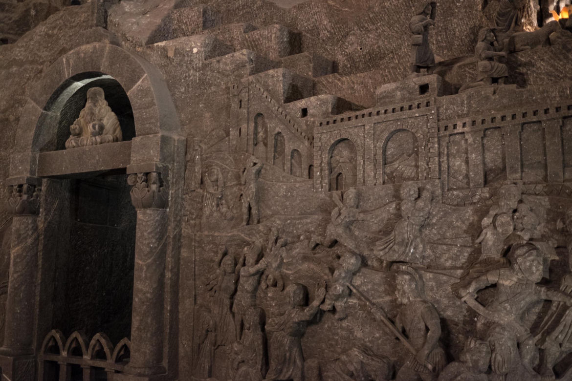Podziemne przeprawy łodzią i ukryte skarby. Oto małopolskie kopalnie soli w Bochni i Wieliczce!