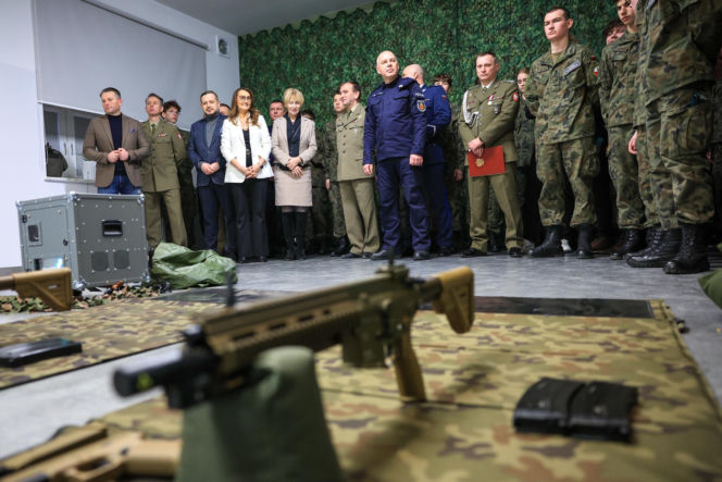 Otwarcie wirtualnej strzelnicy na Woli