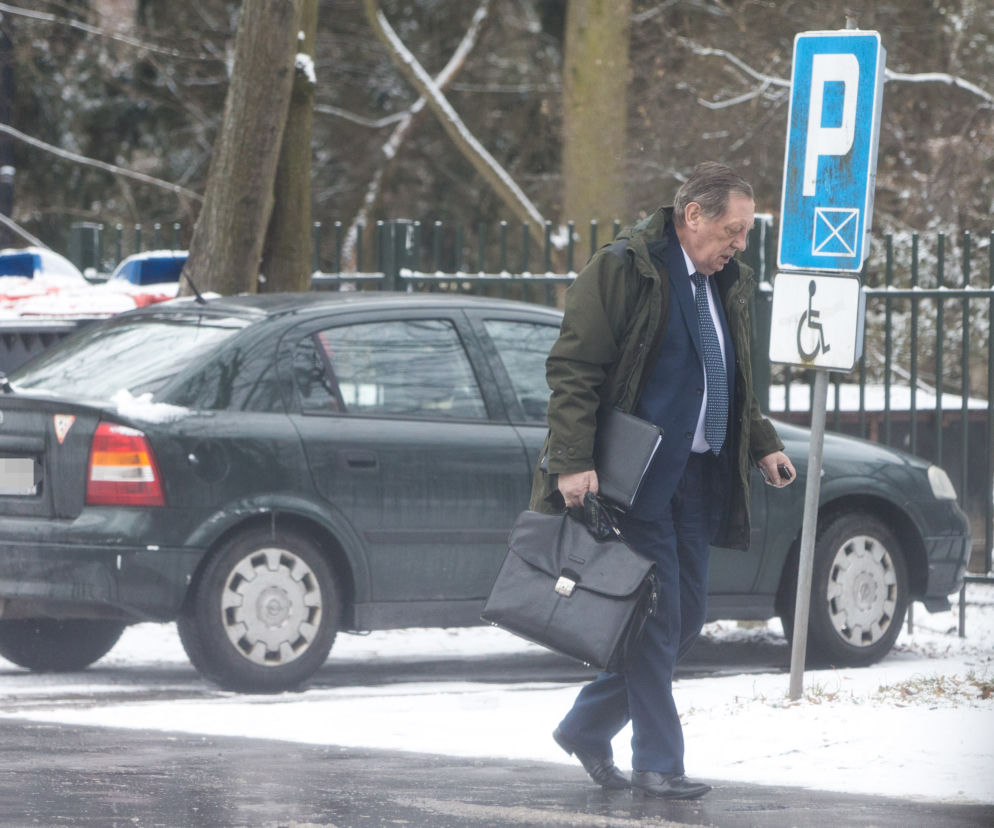 Misiewicz ma szofera, a Szyszko już nie...