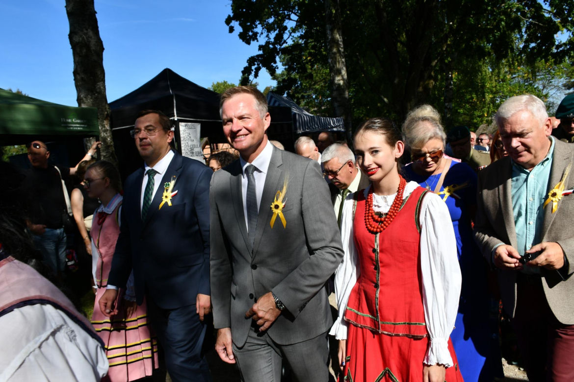 Tłumy na dożynkach w Olsztynku. Zobacz, jak wyglądało tegoroczne święto plonów