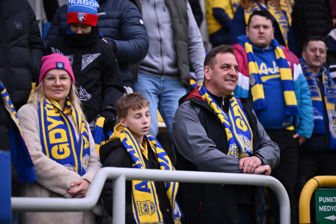 Arka Gdynia - Widzew Łódź: Zdjęcia kibiców i zawodników z meczu 25. kolejki PKO BP Ekstraklasy