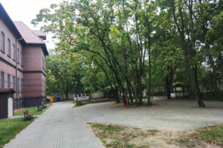 Nagle przerwali prace na terenie szpitala. Konieczna była interwencja saperów! [ZDJĘCIA]