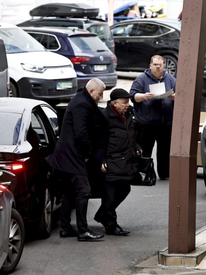 Politycy PiS zjeżdżają na Nowogrodzką