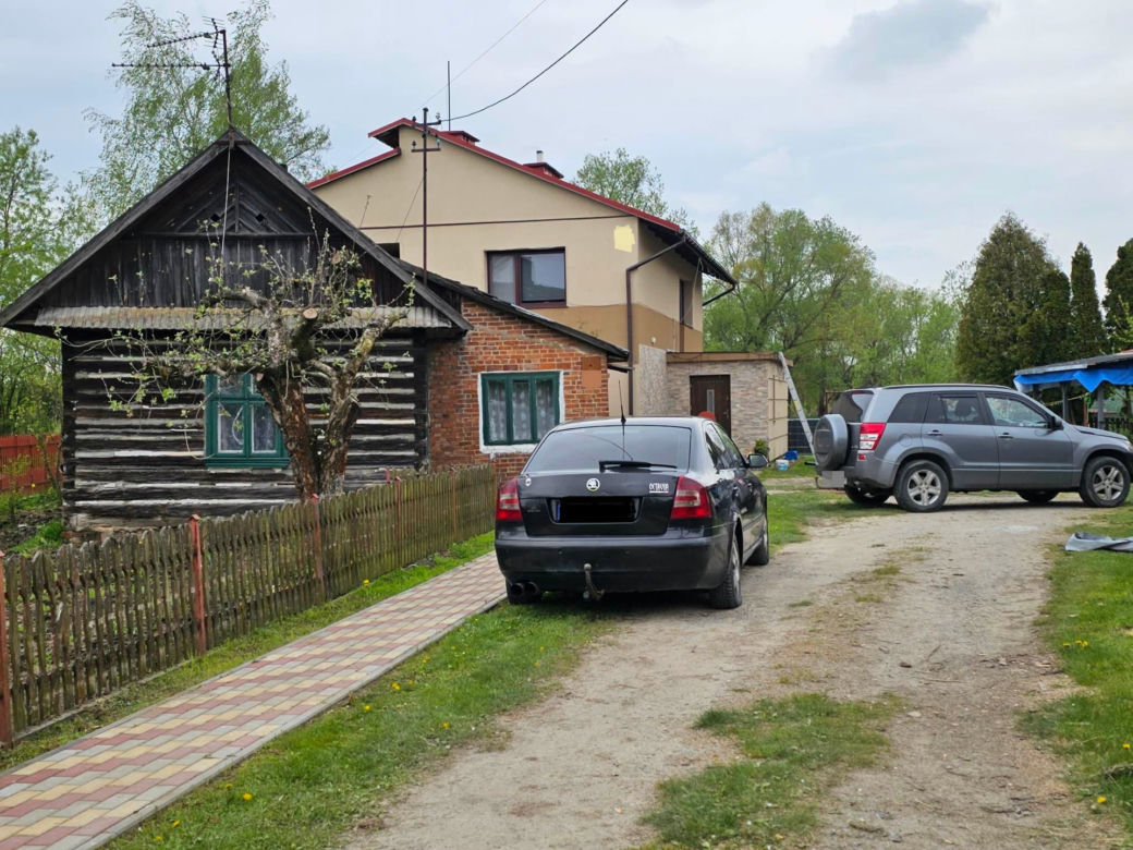 Dwie kobiety zamordowane siekierą w domu pod Stalową Wolą. Kim były ofiary?