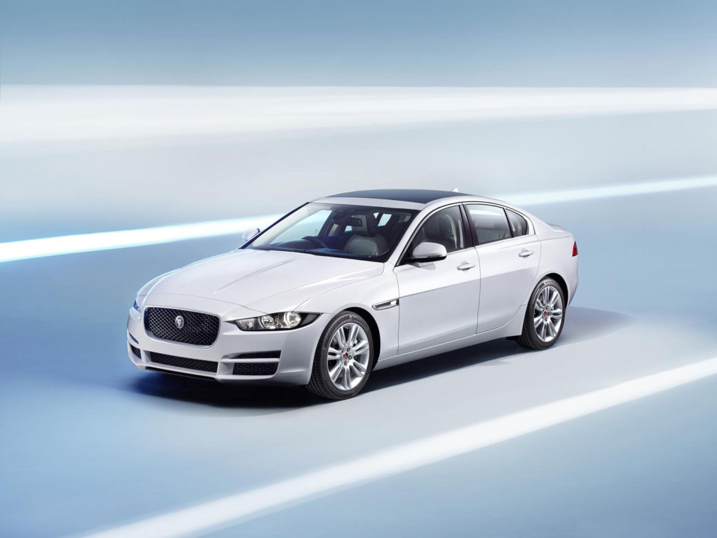Jaguar XE 2015