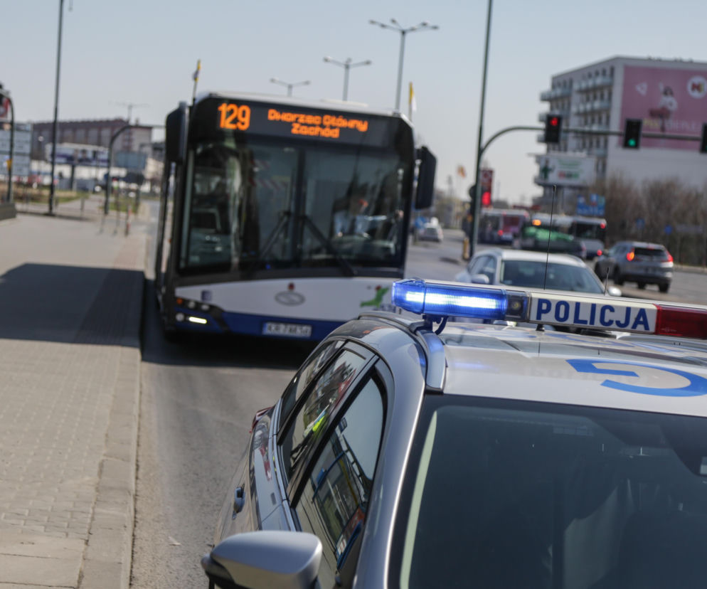 Wieliczka: Potworny atak i kałuża KRWI w miejskim autobusie. Roz*eba*łem cię jak szmatę