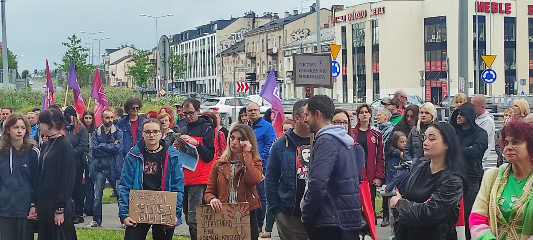 Protest kobiet "Ani jednej więcej!" w Kielcach (14 czerwca 2023)