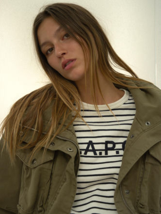 GAP i A.P.C. ogłaszają współpracę  Przedstawiamy kolekcję łączącą paryską elegancję z klasycznym amerykańskim stylem