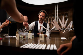 Zapach pewności siebie i ponadczasowego piękna, Podróż do Japonii i przez wszystkie zmysły