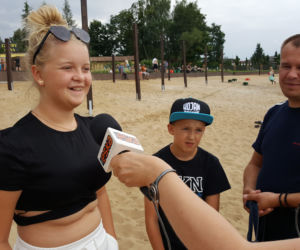 Bydgoska ekipa Eska Summer City na plaży w Pieczyskach