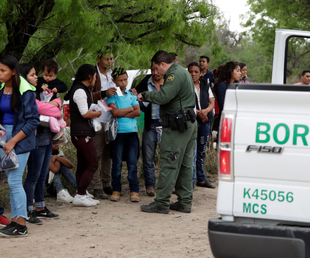 NY: Imigranci tracą pomoc prawników